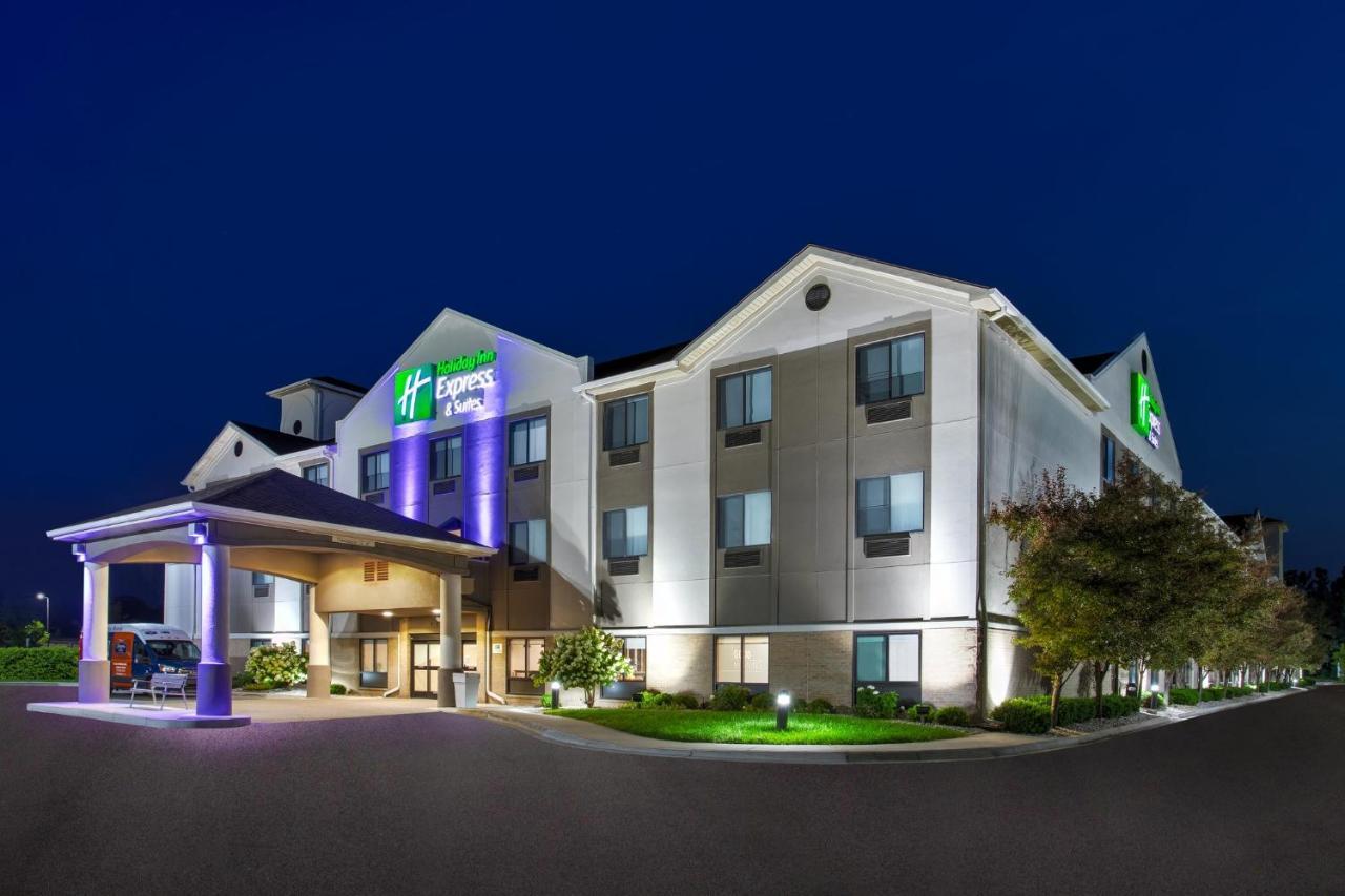 Holiday Inn Express Hotel & Suites - Belleville Area, An Ihg Hotel Exterior foto